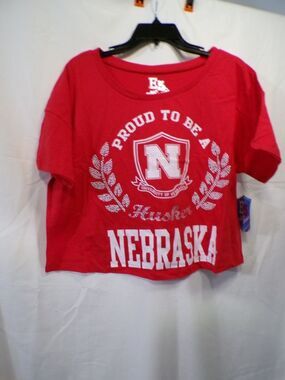 E5 College Classics Women's Nebraska Huskers Cropped T-Shirt Medium Red